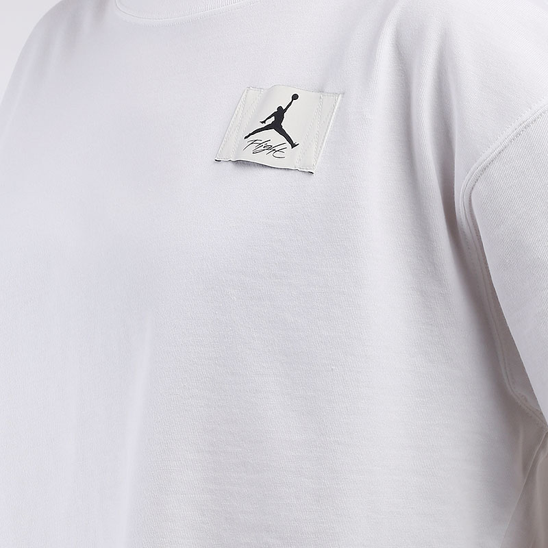 Женская футболка Jordan Essentials Boxy T-Shirt (DD7054-100)  - цена, описание, фото 2